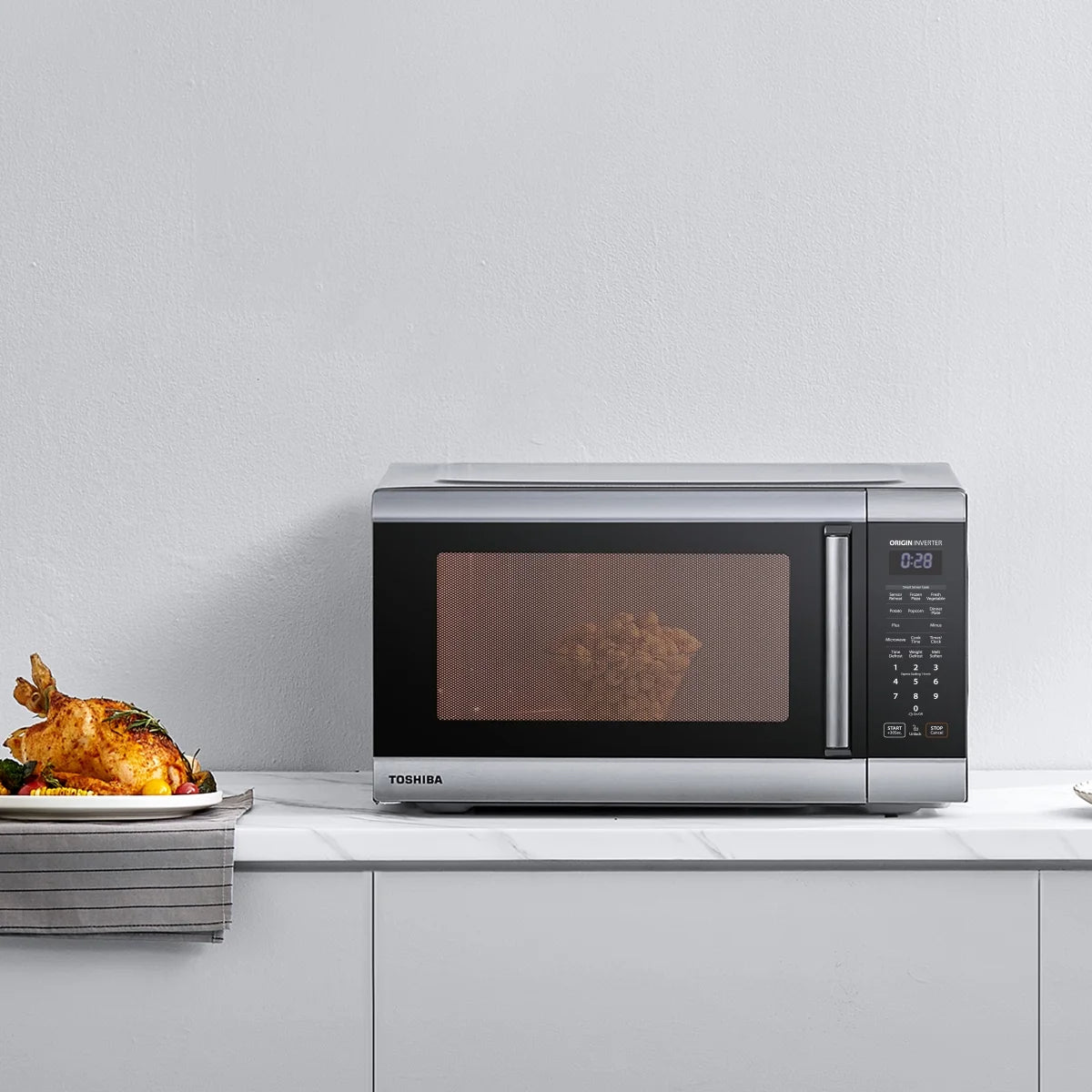 2.2 Cu. Ft. 24.4'' Microwave Oven in Stainless Steel