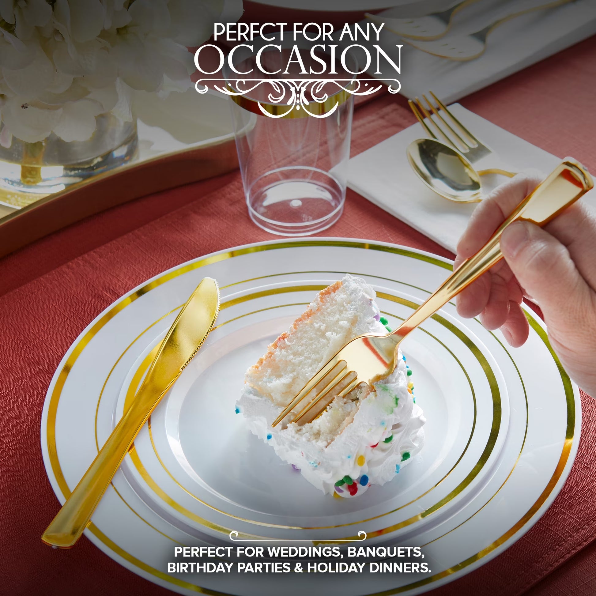700 Piece Gold Dinnerware Party Set